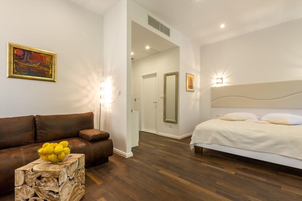 Pellegrini Luxury Penzión pre hostí 4*