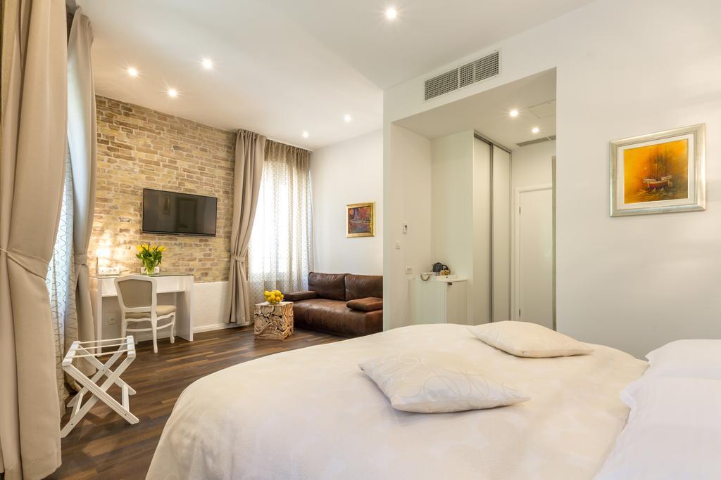 Pellegrini Luxury Penzión pre hostí 4*