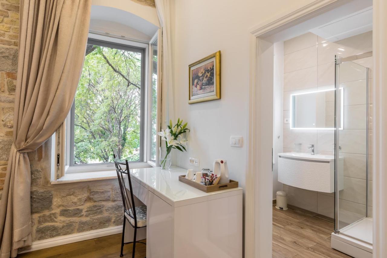 Guest house Pellegrini Luxury 4*